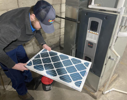 كيفية تنظيف فلتر الهواء القابل للغسل للدراجات النارية.jpg